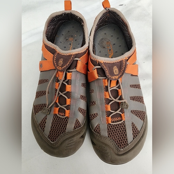 Teva Water shoes women size 8 - Picture 1 of 7